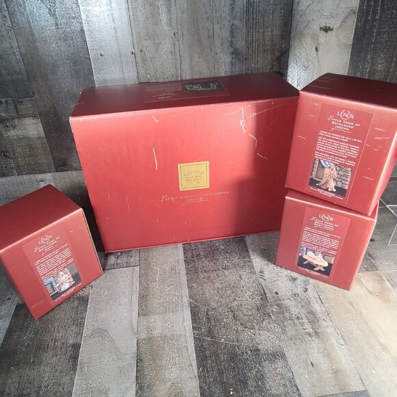 Lenox Mary Joesph Baby Jesus & Stable W/ Boxes - Picture 12 of 12